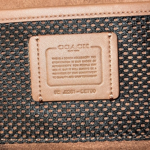 Coach Men 🤎 - Picture 4 of 5